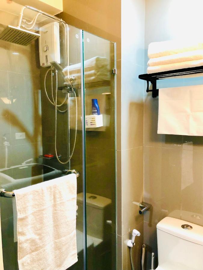 Air Residence 1Br With Balcony Free Netflix And Disney Plus Манила Экстерьер фото